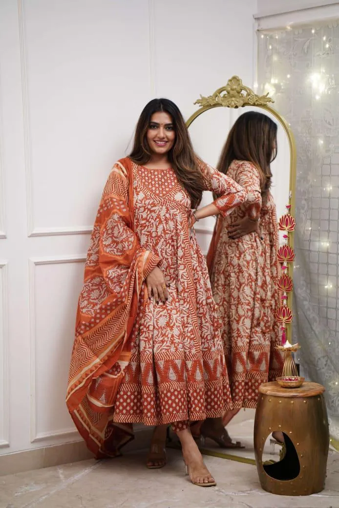 Banita Sensational Women Kurta Sets