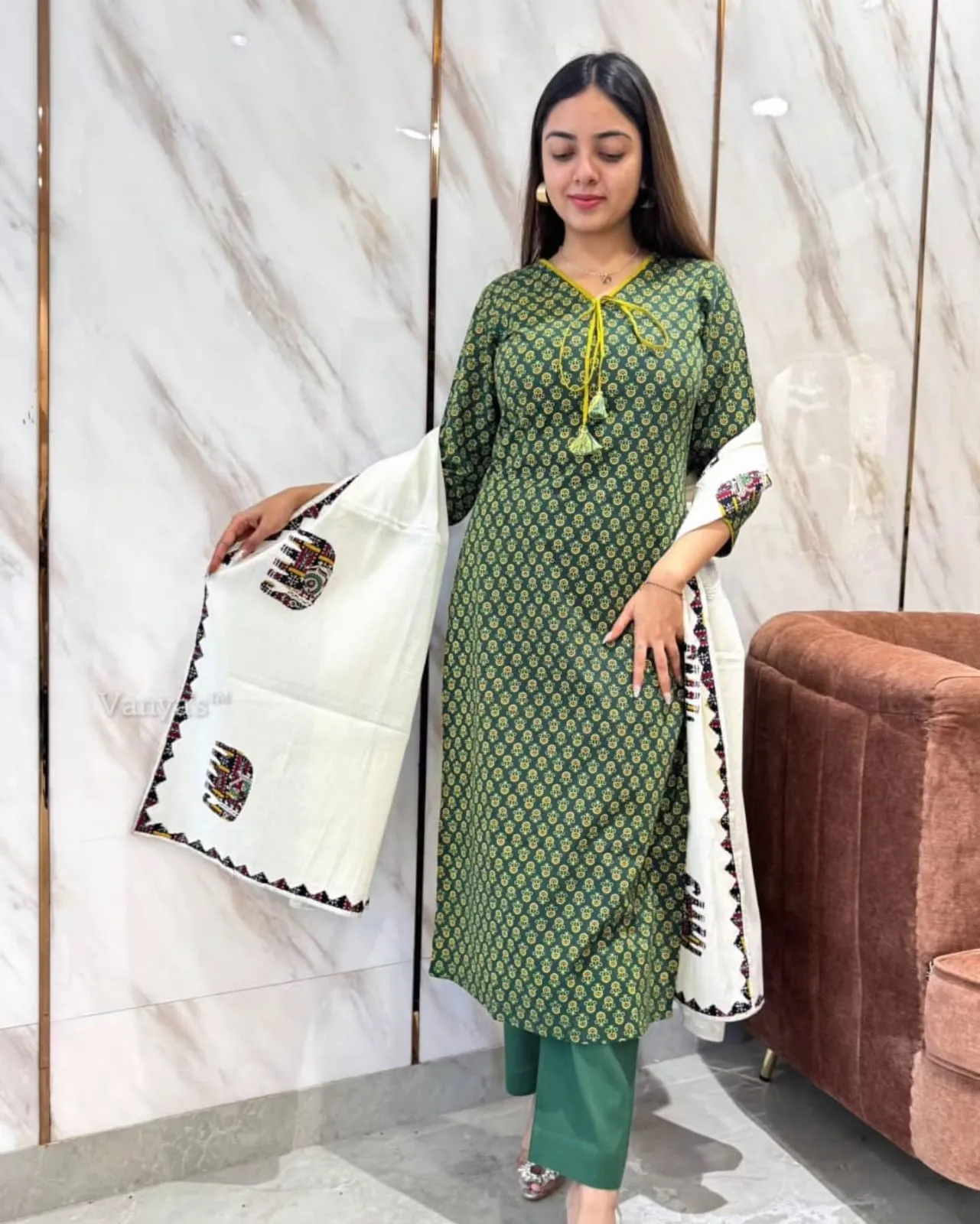 Women\'s Green Printed Cotton Kurta Set with Dupatta